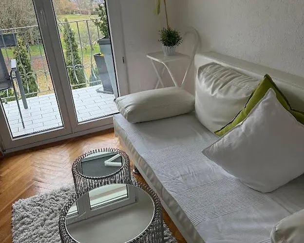 Marijam-haus ホームステイ